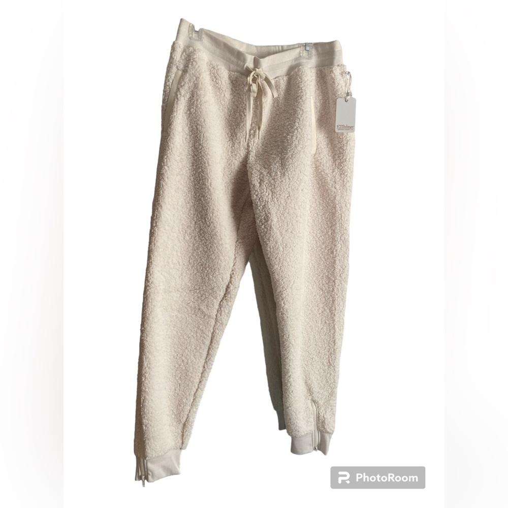 PJ Salvage Sherpa M Joggers NWT